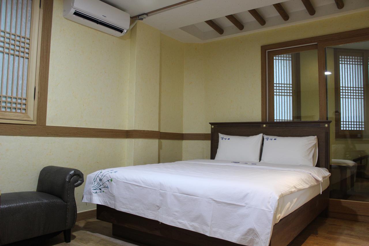 Gamyoungroo Jeonju Ngoại thất bức ảnh